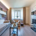 Cavour Luxury Διαμέρισμα *