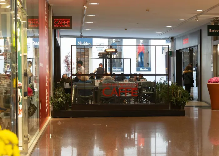 Cavour Luxury * بولونيا