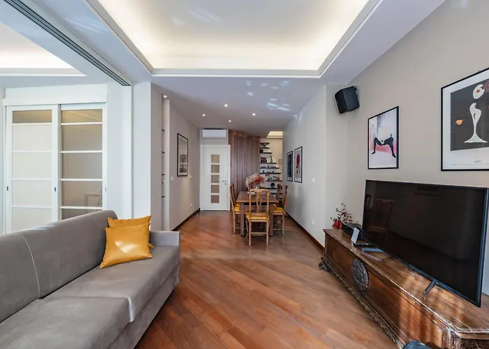 Cavour Luxury