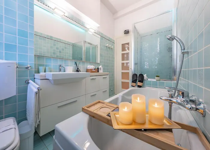 Cavour Luxury Apartment Bologna