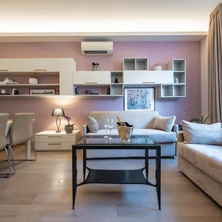 Cavour Luxury Апартаменты Болонья