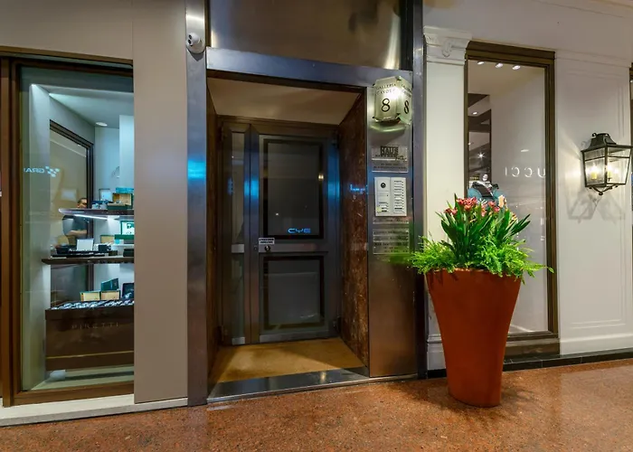 Lägenhet Cavour Luxury *